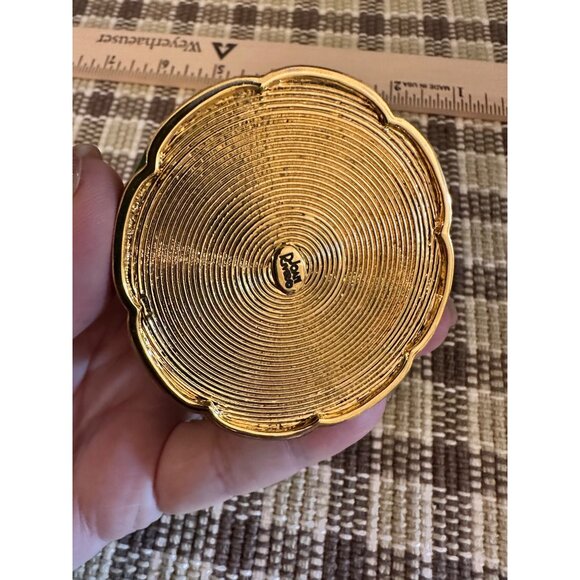 Joan Rivers Gold-Tone Brooch With Multicolored Rhinestones & Enamel 2.5" Diamete - Picture 11 of 14